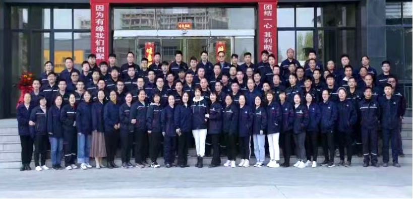 倍荣耀 | 乌海杏宇娱乐被命名为“乌达区 AAA 级协调劳动关系企业”！